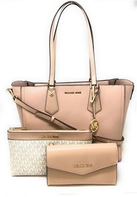 Michael Kors Kimberly 3.